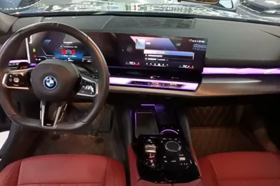 BMW i5