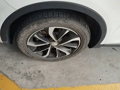 Geely Emgrand GS
