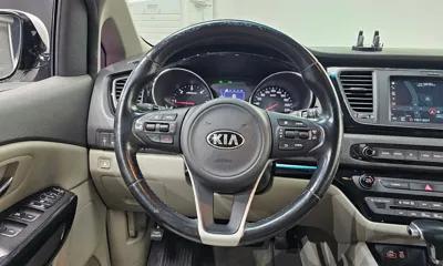 Kia Canival