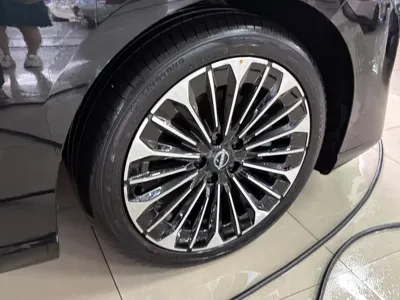Nissan N7
