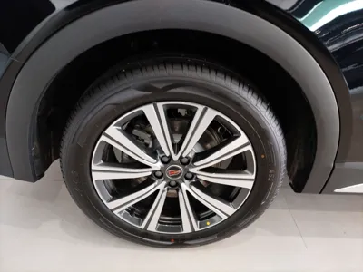 Hongqi HS7 PHEV