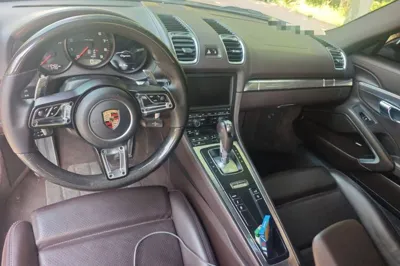 Porsche Cayman