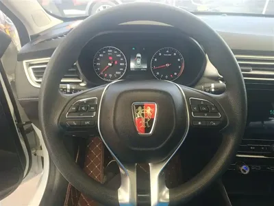 Roewe i5