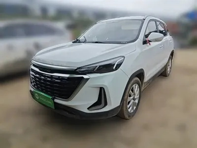 BAIC X3