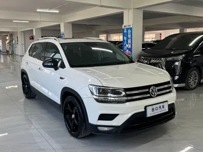Volkswagen Tharu