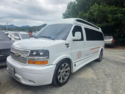 Chevrolet Express Van