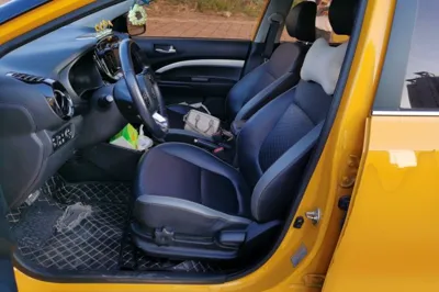 Kia kx1 Stonic
