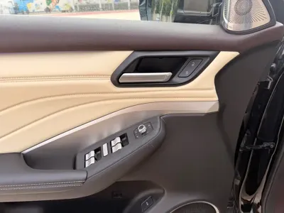 WEY Wey VV6