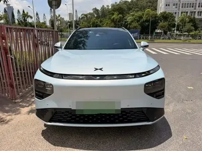 Xpeng G9