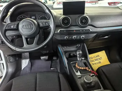 Audi Q2L