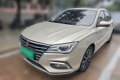 Roewe i5