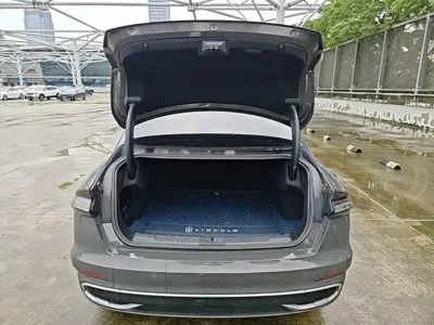 Lincoln Z