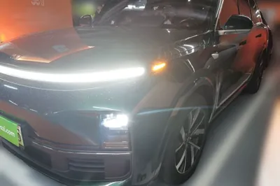 Li Auto L8