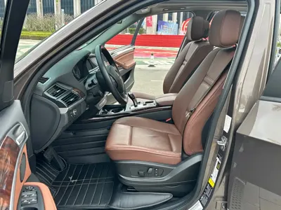 BMW X5 (Import)