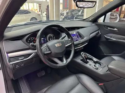Cadillac XT4