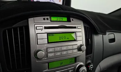 Hyundai Starex