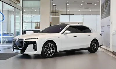 BMW 7-Series