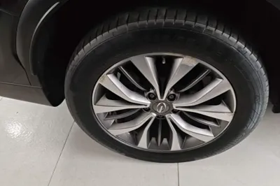 GAC Trumpchi GS8
