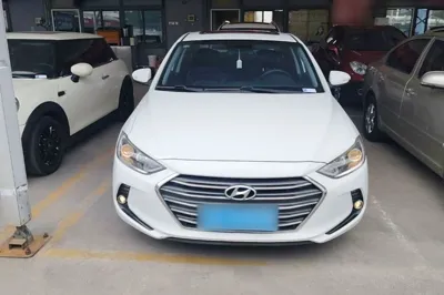 Hyundai Elantra (6th Generation