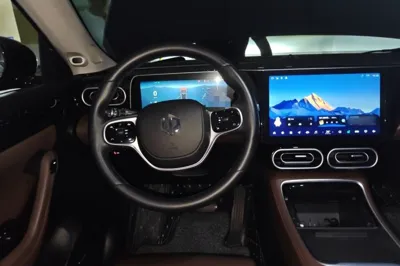 Leapmotor C11