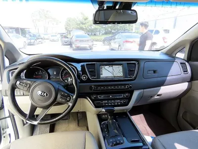 Kia Canival