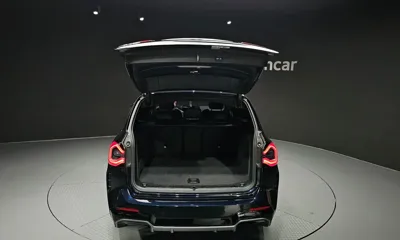 BMW iX3