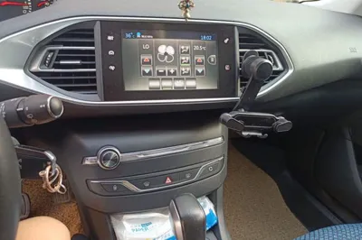 Peugeot 308S