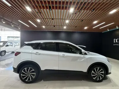Geely Binyue