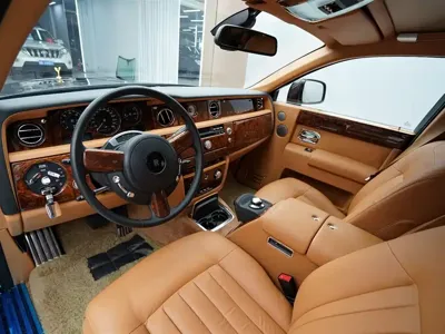 Rolls-Royce Phantom