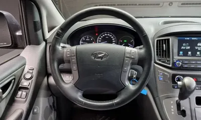Hyundai Starex
