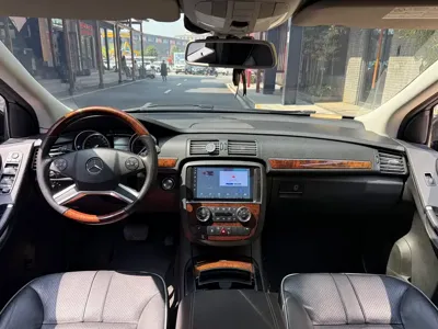 Mercedes-Benz R-Class
