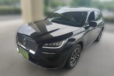 Lincoln Corsair