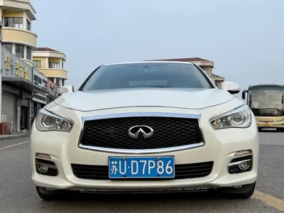 Infiniti Q50L
