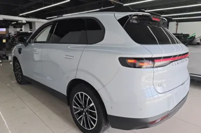 Leapmotor B10