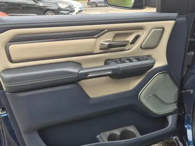 Dodge Ram Pick Up