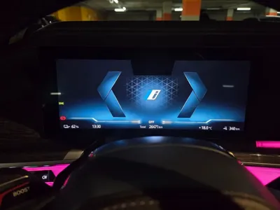 BMW i7