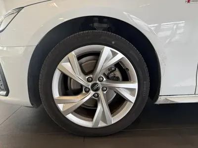 Audi A4 (Import)