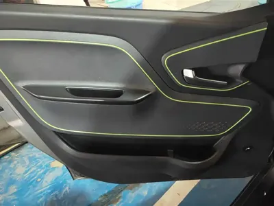 Baojun E100