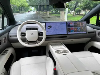 Li Auto 理想i6