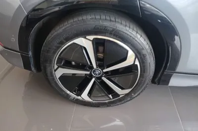 BYD Song L EV