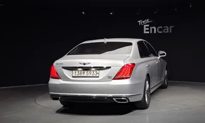 Genesis EQ900