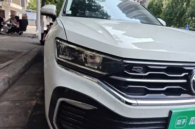 Volkswagen Tayron X