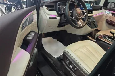 Hongqi HQ9