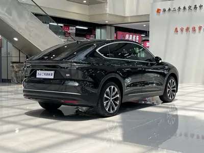 Nio EC7