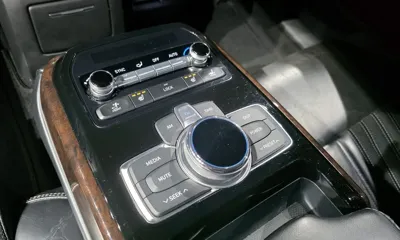 Genesis EQ900