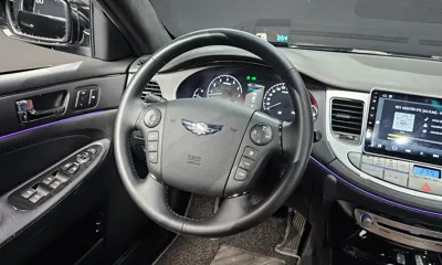Hyundai Genesis