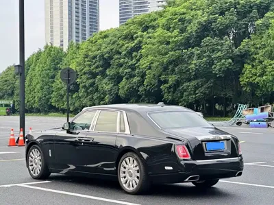 Rolls-Royce Phantom