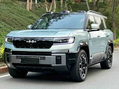 Fang Cheng Bao Leopard 8