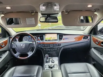 Hyundai Equus
