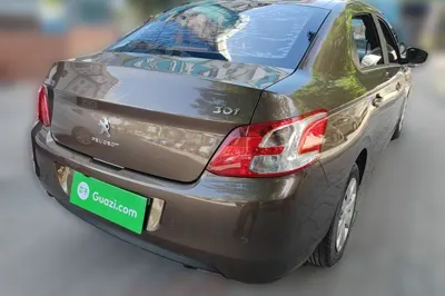 Peugeot 301